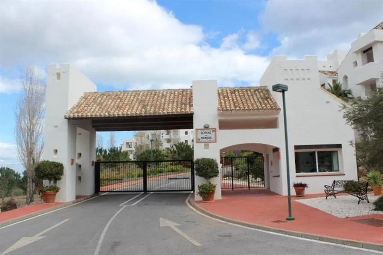 Seaview Flat Benahavis-Marbella Apartment Estepona